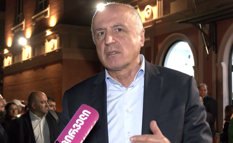 Badri Caparidze: İkinci gündür ki, partiyalara qarşı ittihamların konkretləşdirilməsini tələb edirik