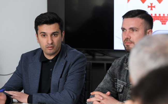 Marneuli merinin müşaviri: Qızılhacılıdakı it sığınacağı yeni iş yerləri açacaq