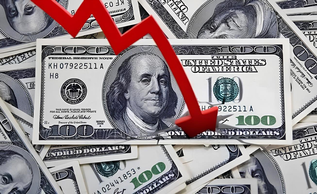 Dollar və avronun 11 iyuna olan məzənnəsi